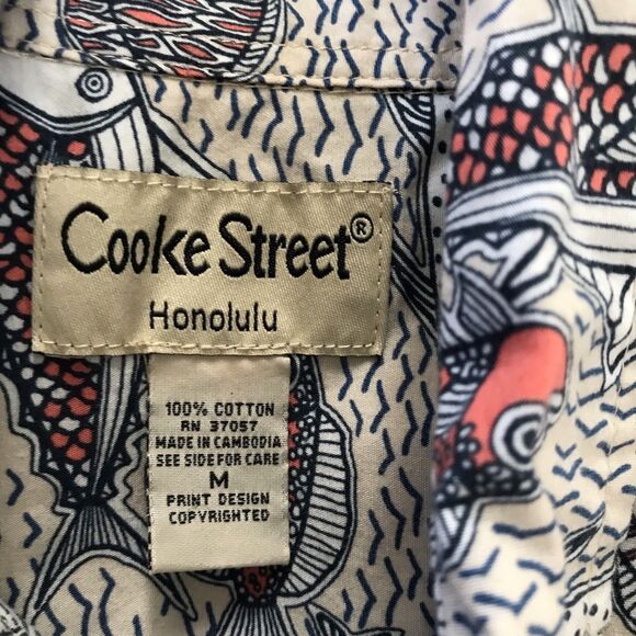 Cooke Street Honolulu Blue Ocean Fish Sea Printed Casual Mens Novelty Shirt - M - Picture 6 of 6